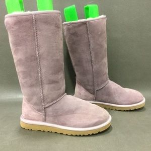 SOLD Ugg pretty lavender/purple classic tall boot